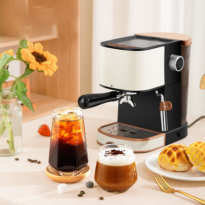 Small Electric Italian Coffee Machine 850W Automatic Pump Pressure Steam Milk Frother